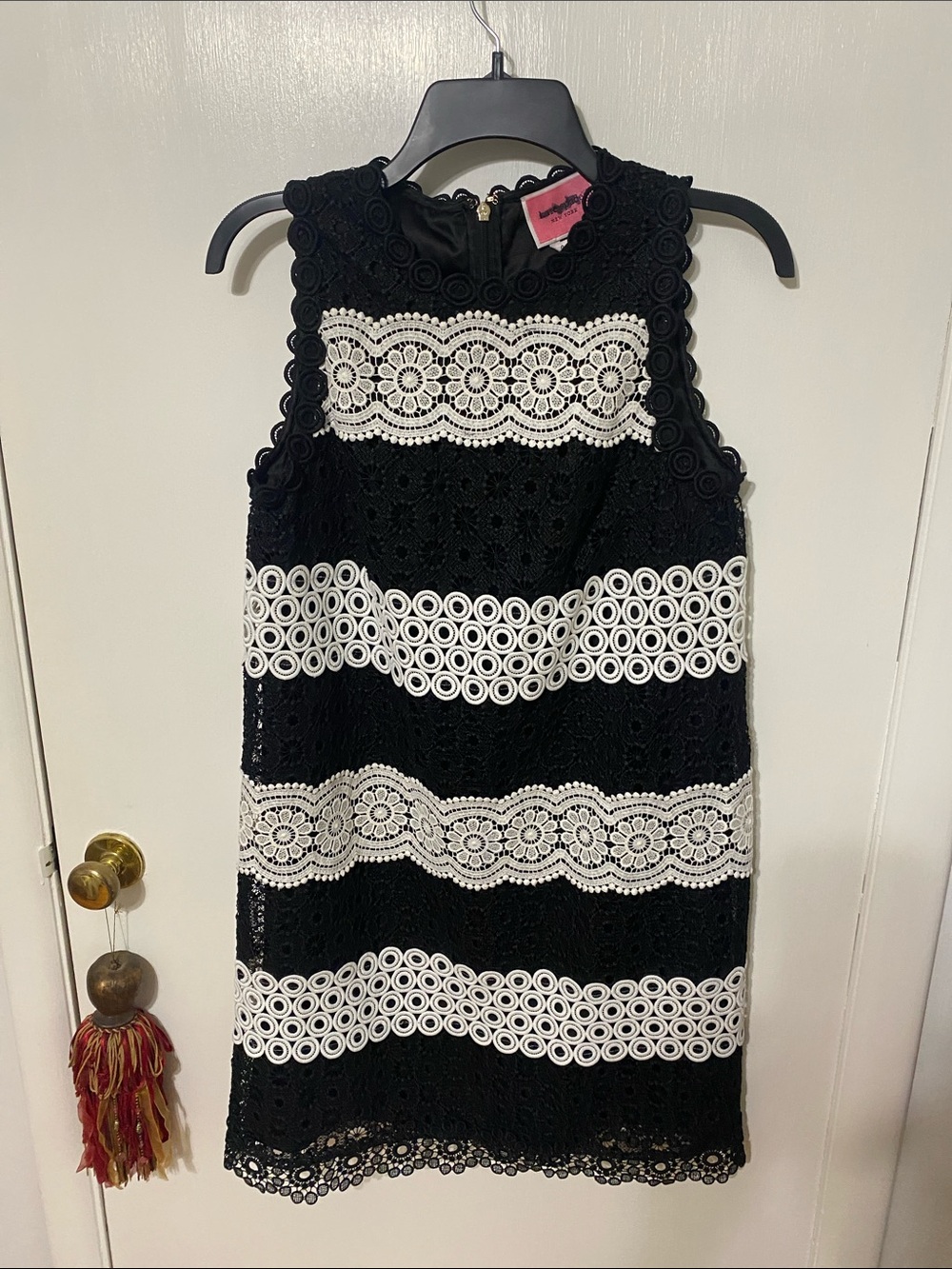 kate spade Black and White Lace Sleeveless Shift Dress